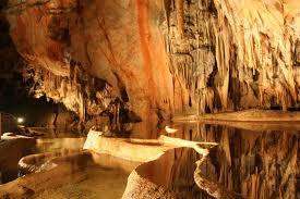 skałki - jaskinia Baradla.jpg