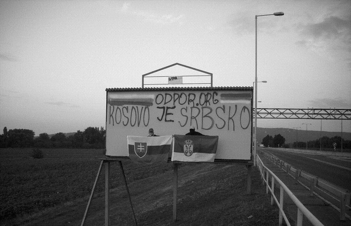 KOSOVO JE SRBIJA,SRBIJA JE KOSOVO - aktivisti.jpg