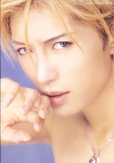 Gackt - gackt24-1.jpg