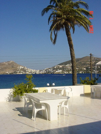 Sporady - zervos-leros02.jpg