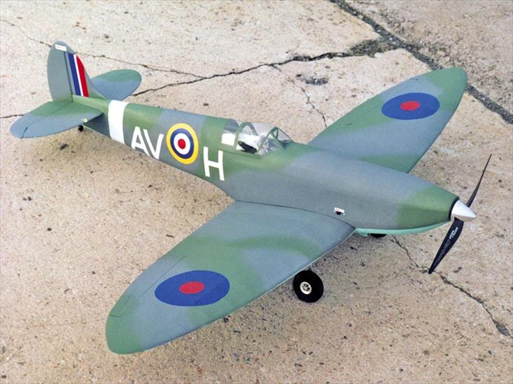 Spitfire Mk. IXC - 1.jpg