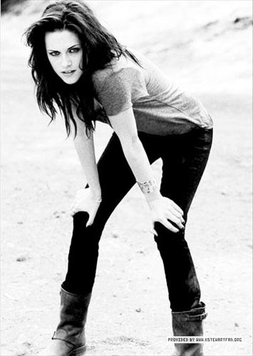 Bella Swan -  Kristen Stewart - ChomikImage.aspx4.jpeg