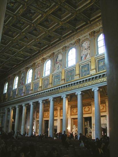 Santa Maria Maggiore - interior.jpg