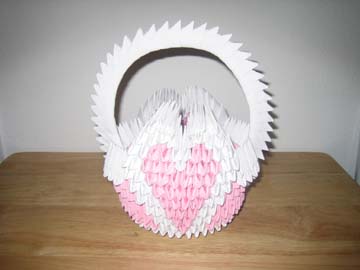 origami 3D1 - heart basket.jpg