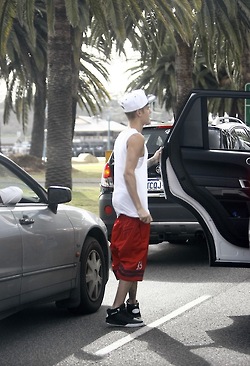  Justin w Perth ,Australia - rg.jpg