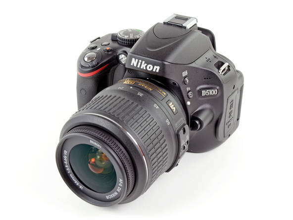 Nikon - Nikon_d5100_front.jpg