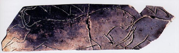 Sztuka jaskiniowców - Clio Team -17 000 -10 000 File de trois lions gra...L 13,1 cm, Magdalnien, Grotte de La Vache, France.jpg