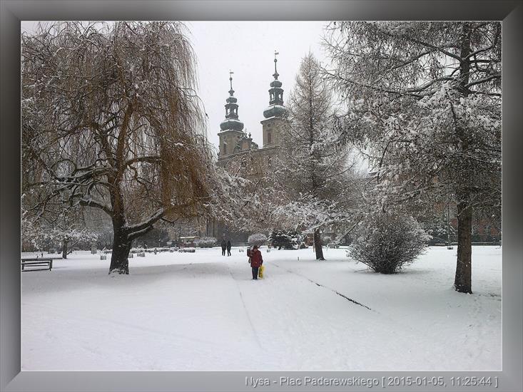 Pl. Paderewskiego zimą - 2015-01-05_Nysa - Plac Paderewskiego_20150105.596_hf.jpg