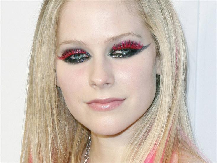 Avril Lavinge - Avril Lavigne_-_145.jpg