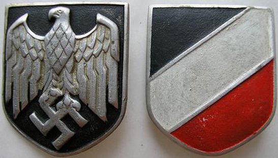 odznaki II wojna Światowa - Niemiecka_insygnia_na_helm_afrika_korps_sygnowane.jpg