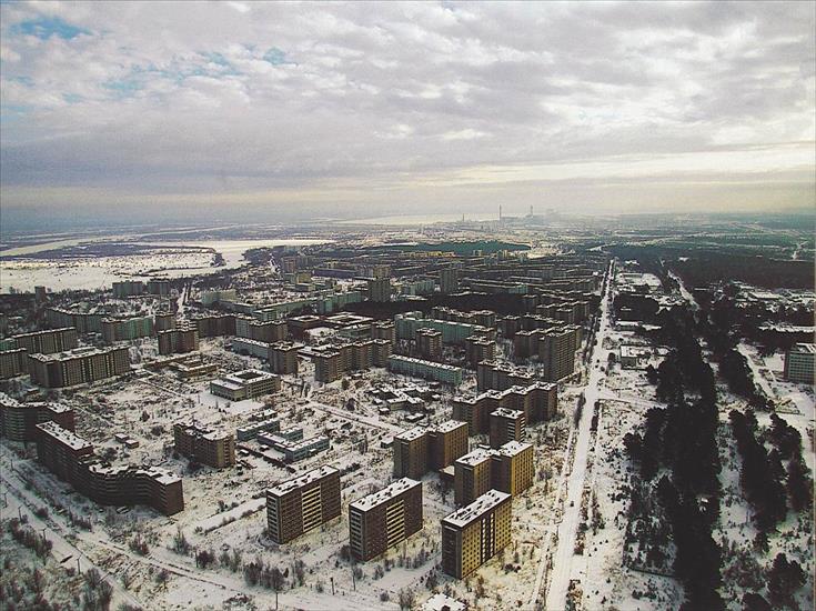CZARNOBYL - junto a la central nuclear de Chernobyl. Ucrania..jpg