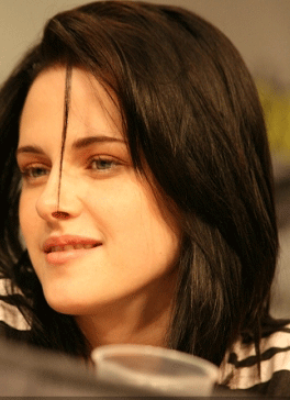 KRISTEN STEWART - Bella Swan - kristen-close-up-2.gif