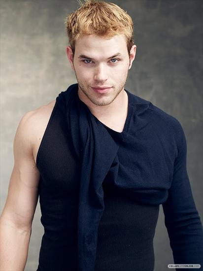 Kallen Lutzz  - -kellan-lutz-2.jpg