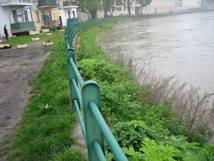 powódź-wrocław 2010r ul księcia witolda - IMG_4003.JPG