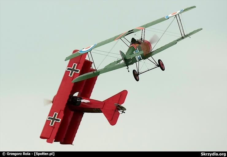 Tapety-Samoloty I WW1 - Sopwith Camel F.1.jpg