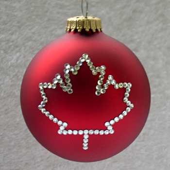 KANADA - red-canadian-maple-leaf-ornament-zoom.jpg