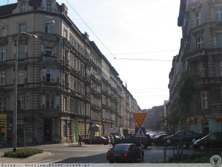  OŁBIN - Ulica Oleśnicka. Widok od strony ulicy Jedności Narodowej.jpg