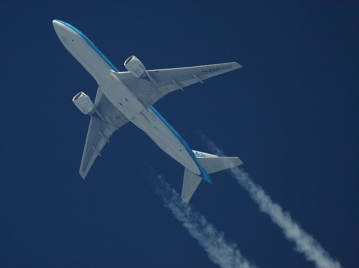 SAMOLOTY - Boeing 777-206ER.jpg