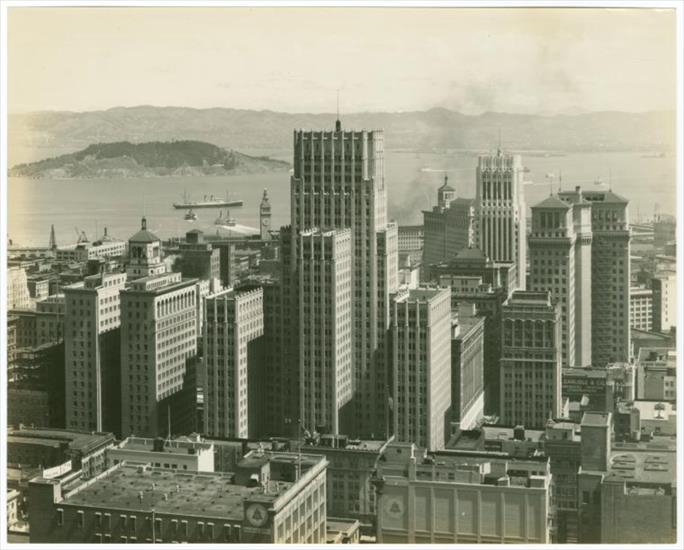 Kalifornia - Aerial view of financial district of San Francisco, California.jpeg