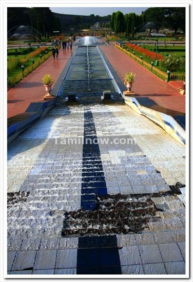 Ogrody Fontann - 01. water-for-brindavan-fountains-1.jpg