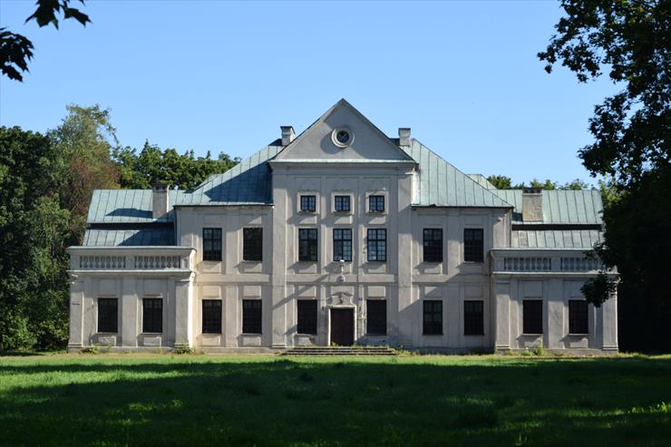 2020.08.13 01 - Srebrzyszcze - Pałac - 001.JPG