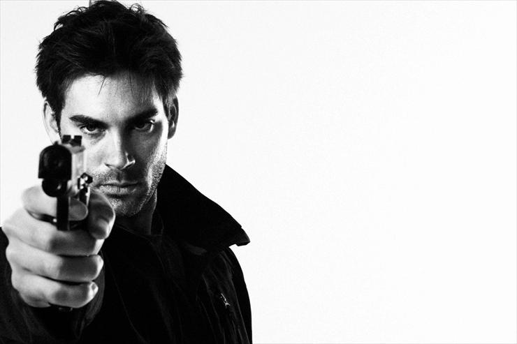 Drew Fuller - 002.jpg