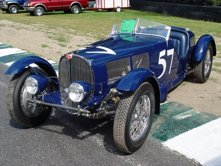 STARE SAMOCHODY - 1938-bugatti-t-57-sc-blue-fa-lr-1280x960-1.jpg