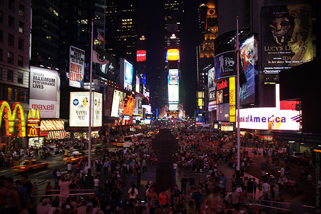 New York - Times Square at night1.jpg